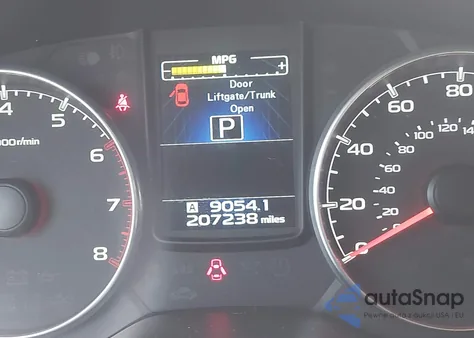 2013 Subaru Outback 2.5I Limited z USA, uszkodzony, nr VIN 4S4BRBLC5D3318325